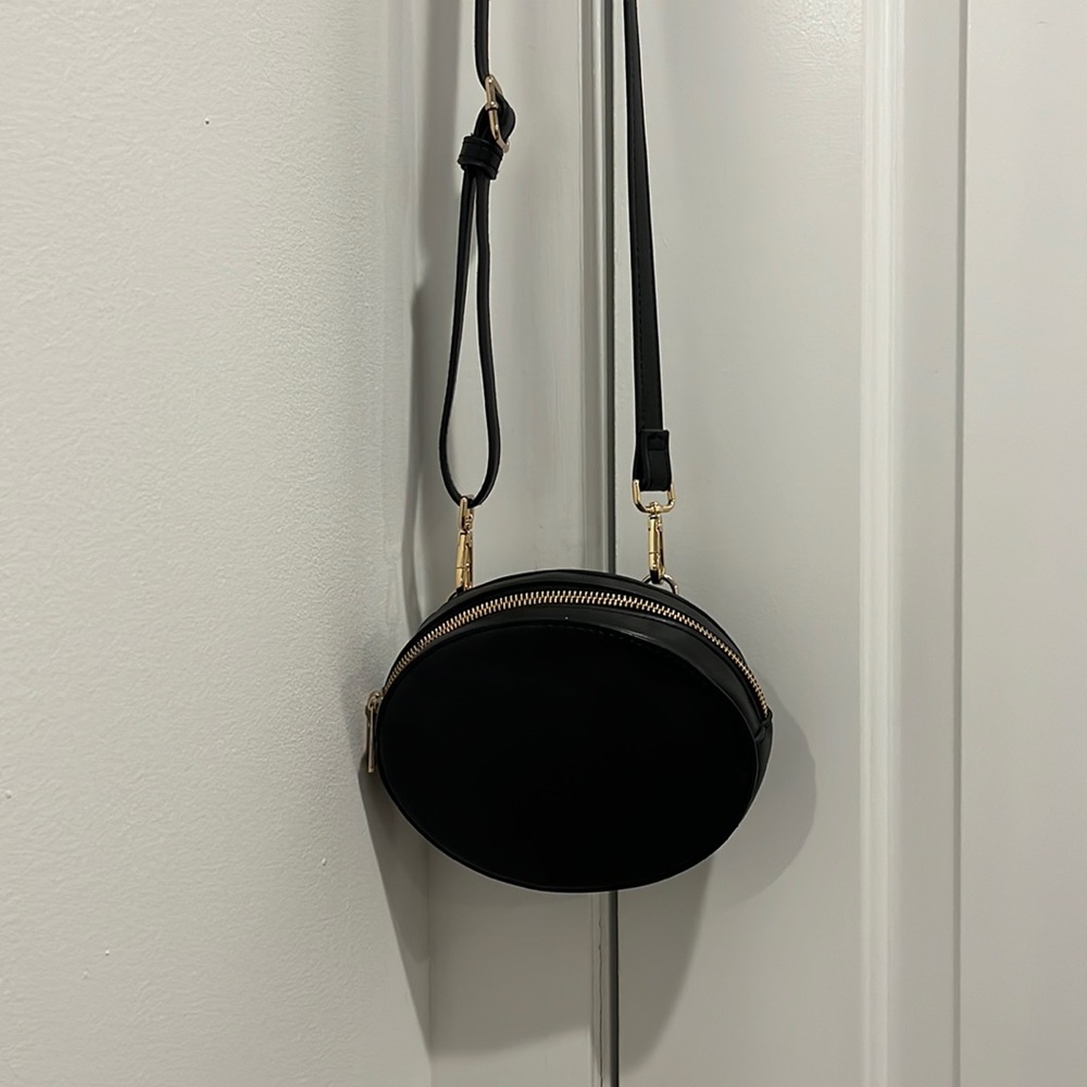 A New Day Adjustable Bag/Fanny Pack, Black/Gold